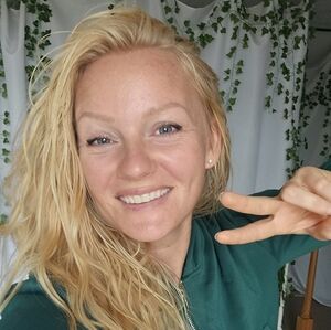 Meet your Posher, Annebelle